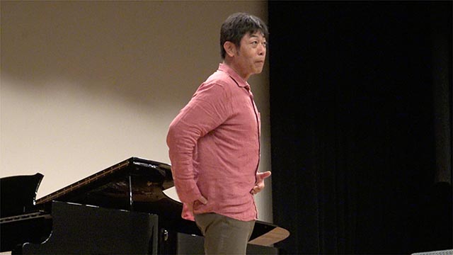 柳田先生の発声練習