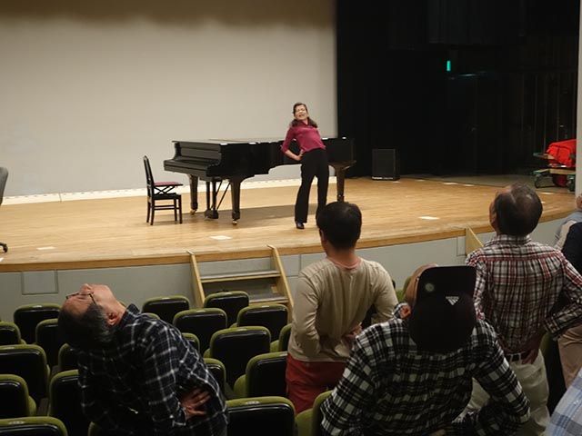 藤本先生の柔軟体操