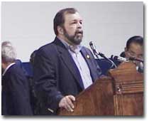 パット・サバージ 氏